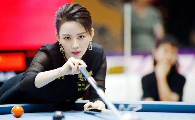 9球天后潘晓婷近况皮肤水美如少女为何38岁仍无人敢娶