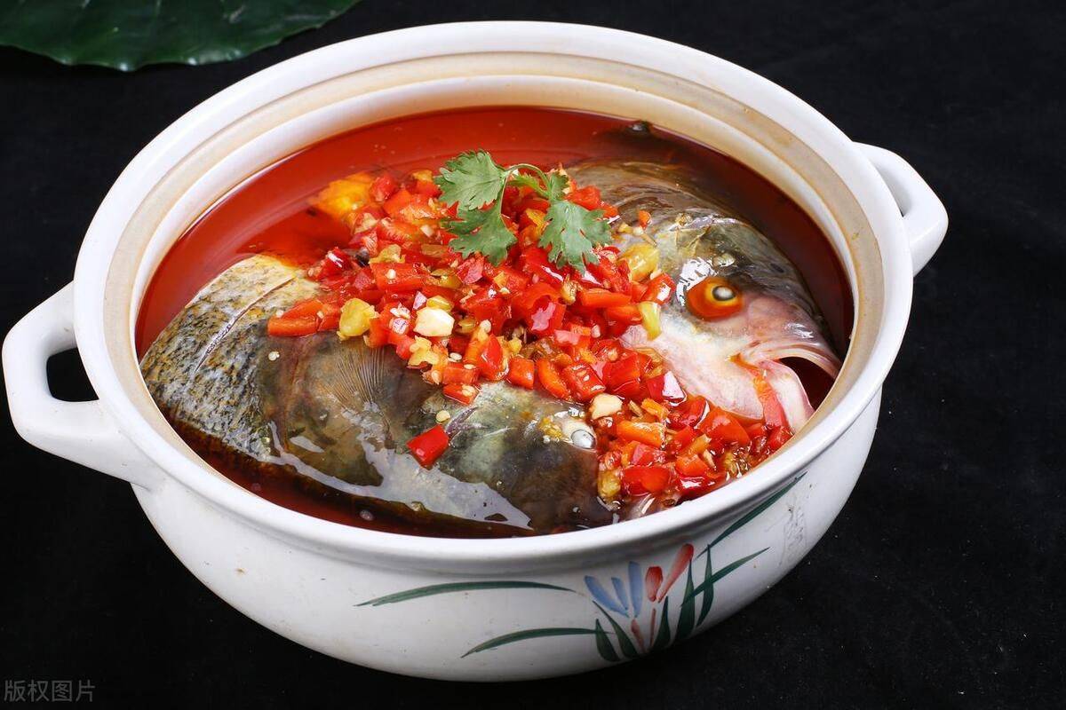 张红甫教你做香辣鲜美剁椒胖鱼头的制作技巧