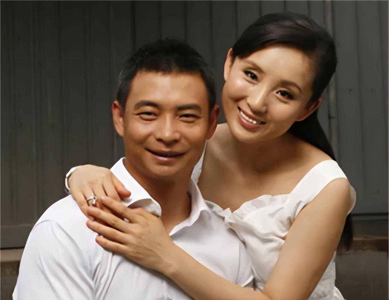 原创1米6奥运冠军李小双把1米68女歌星娶回家如今当总裁身价数