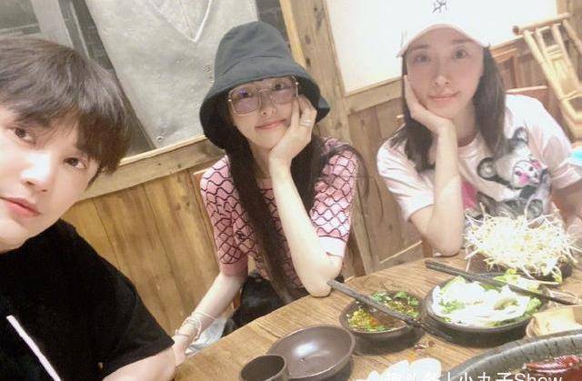 女演员唐嫣当妈后休息了一段时间,对于生子的喜讯,唐嫣和罗晋夫妻二人