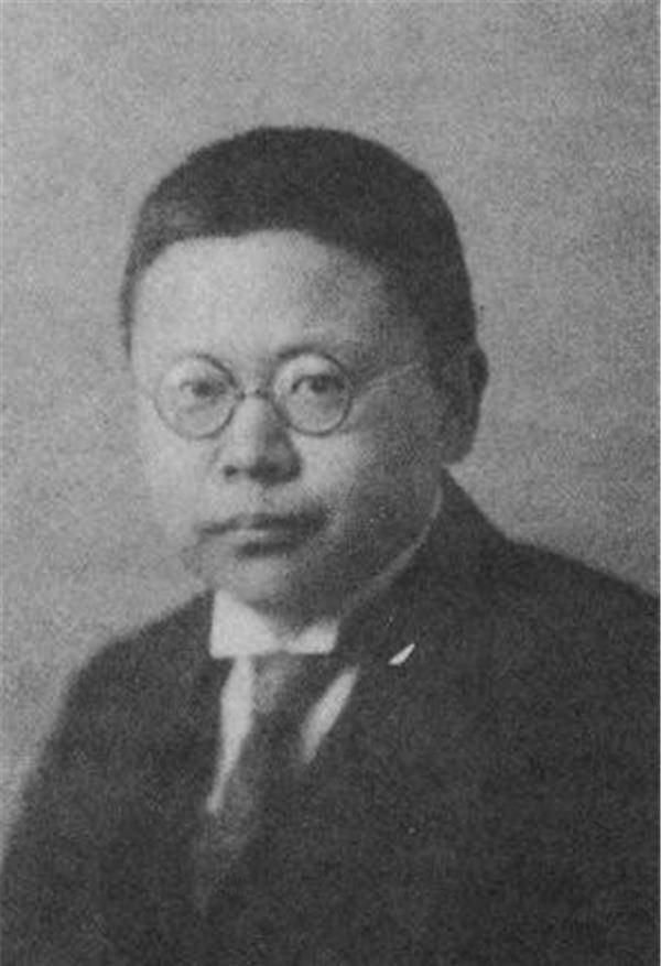 原创母亲患病大夫嘱咐不准吃肉儿子悄悄对妻子说给母亲做点肥肉