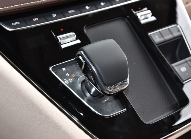 又一国产精品mpv,车长5280mm,大7座布局,还有轻混