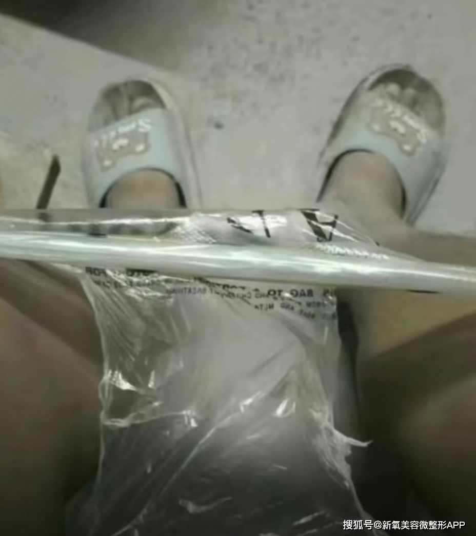 原创刘亦菲来了都得颅顶塌陷的回南天可以说是中式恐怖的极致了