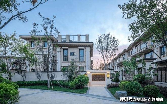 成都建发央玺售楼处电话价格是多少折扣详情项目介绍售楼中心