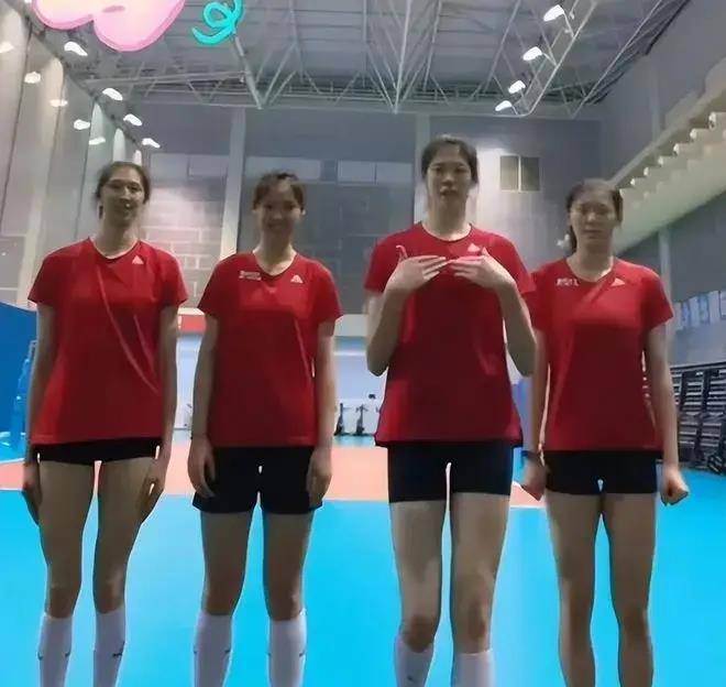 国外体育宣布外籍接应副攻进训练营加快转籍欲称霸亚洲冲顶世界