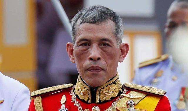 泰国拉玛七世国王图片