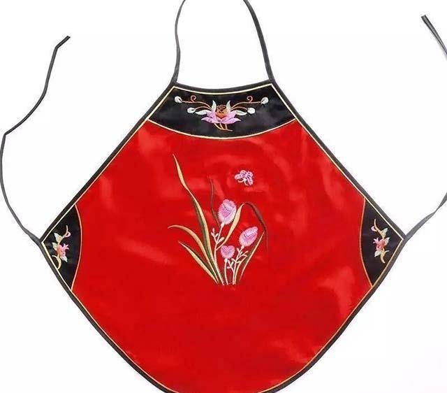 原创古代内衣发展史反映不同时代人民感情的宣泄和对美好生活的憧憬