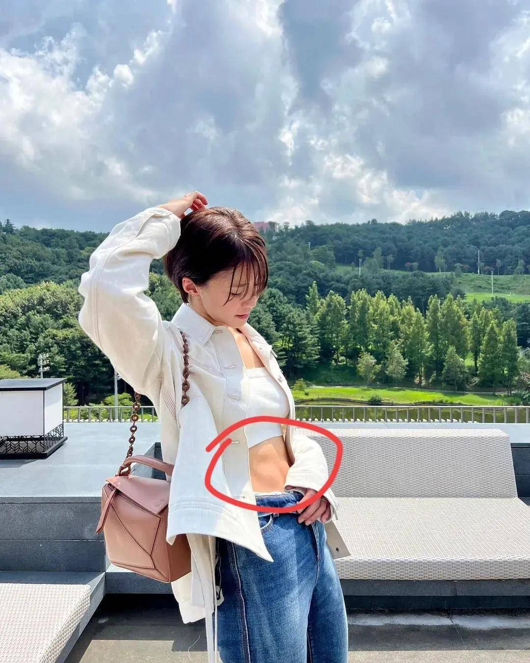 42岁动作女演员甜蜜家园2花絮照合集李诗英