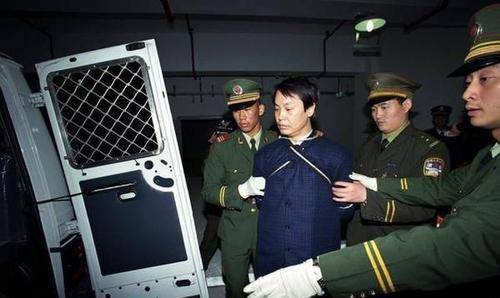 送6天饭,分得1500万赃款的餐厅老板,最后结局如何_何志昌_陈森_社会