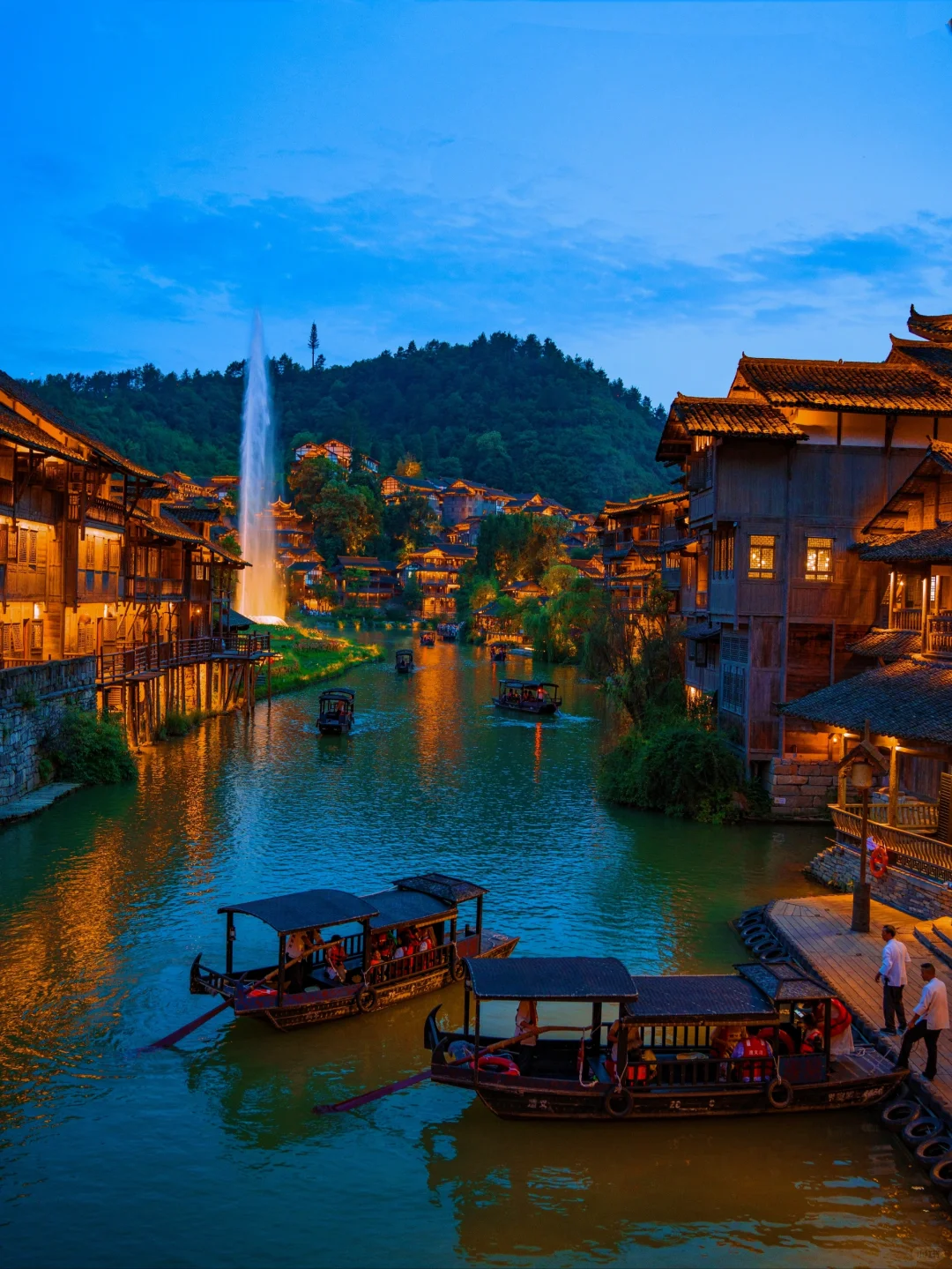 贵州报当地团游,必看攻略!_贵阳_西江_荔波