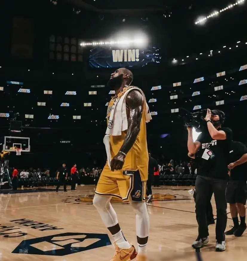 原创折服皮尔斯我早说了詹姆斯是我心中历史第二他也许就是go