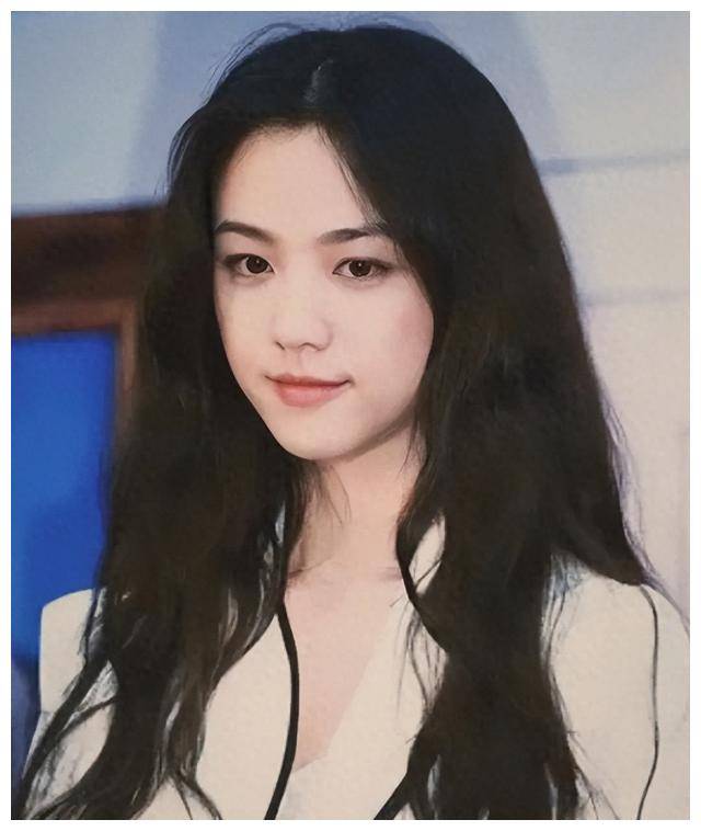 汤唯被命嫁中男被迫改国籍冠夫姓引发热议