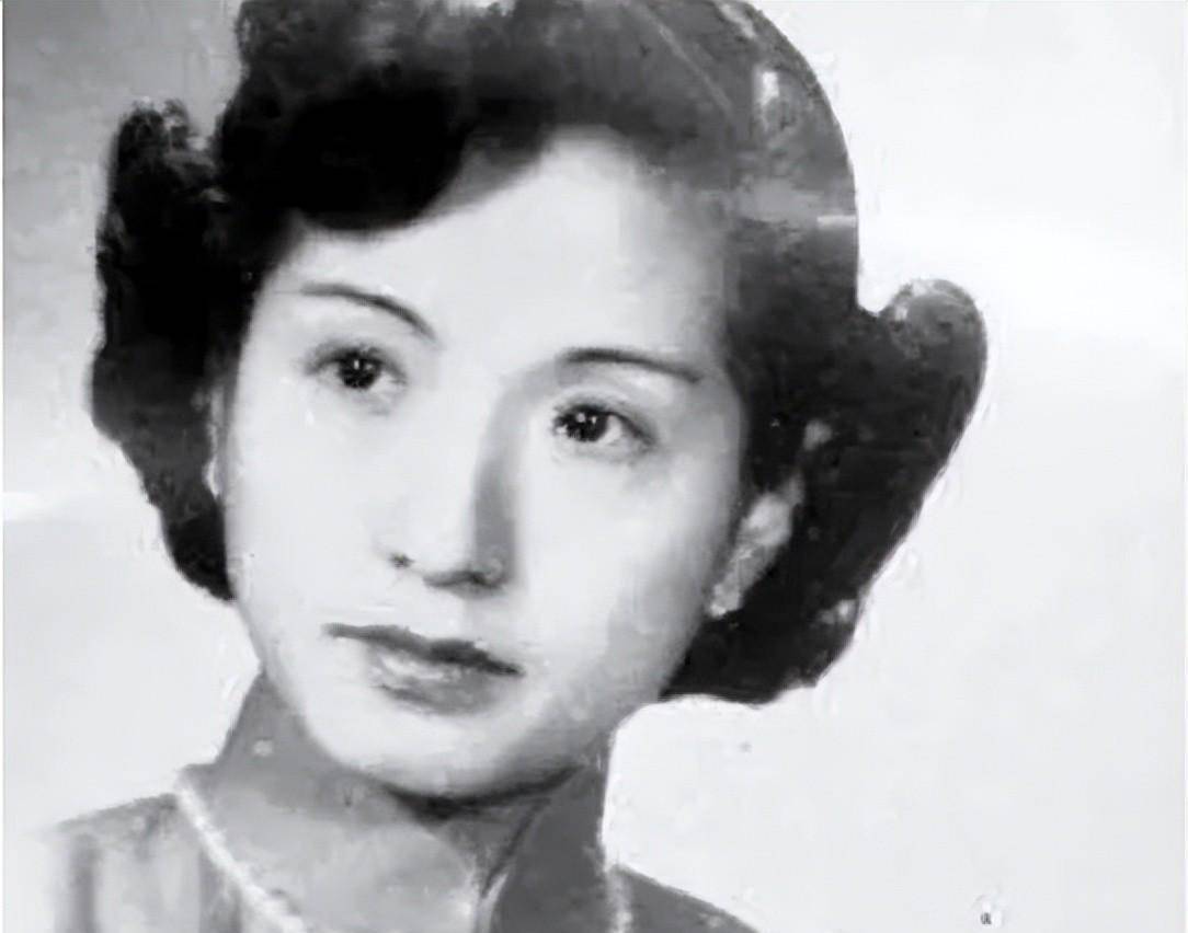 唐薇红名媛也好百乐门年纪最大的客人也罢我都在优雅地生活