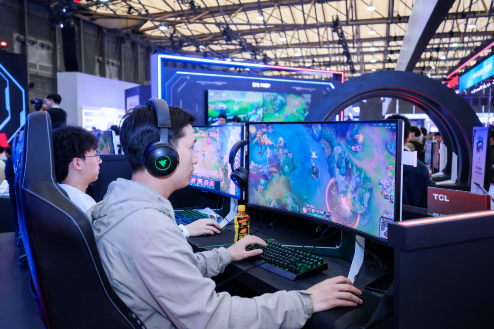 电竞屏出圈,tcl的小众突围战_显示器_面板_企业