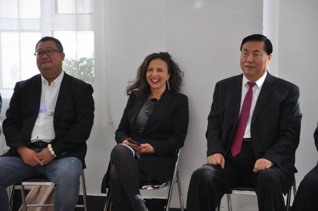 图说河外西班牙王国驻华大使到河北外国语学院交流访问