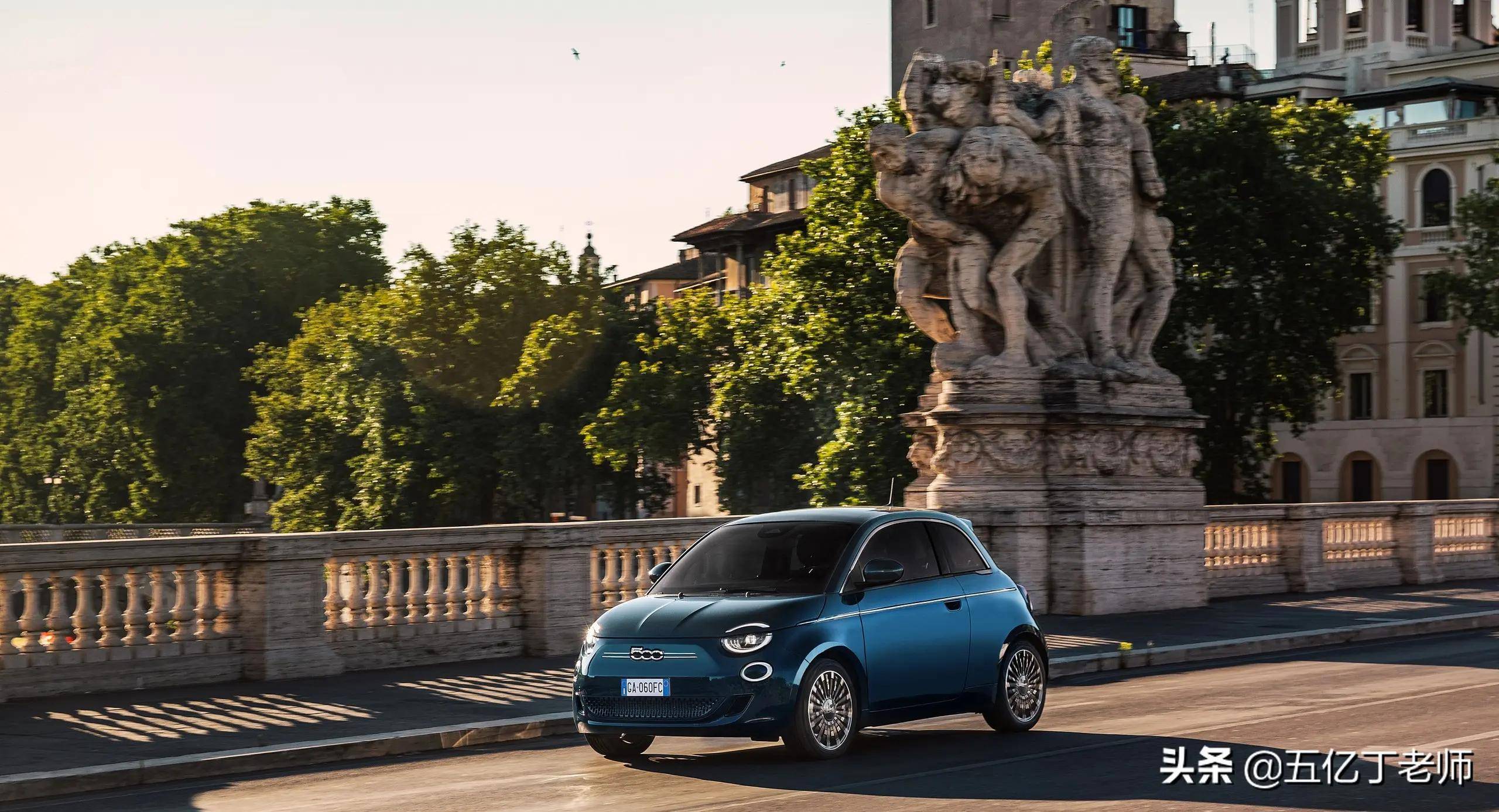 只知道smart和mini?在它面前都是后辈_搜狐汽车_搜狐网