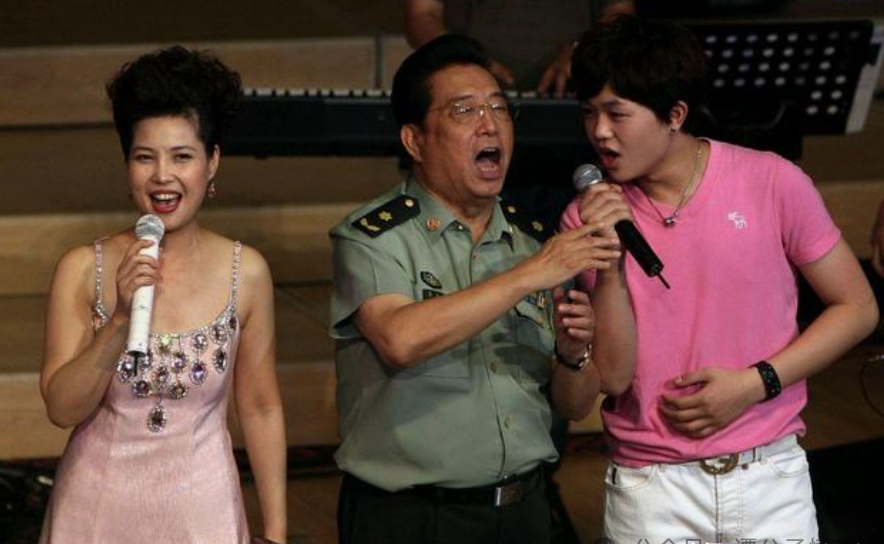 11年前因轮奸入狱的17岁富二代李天一现在变成这样了