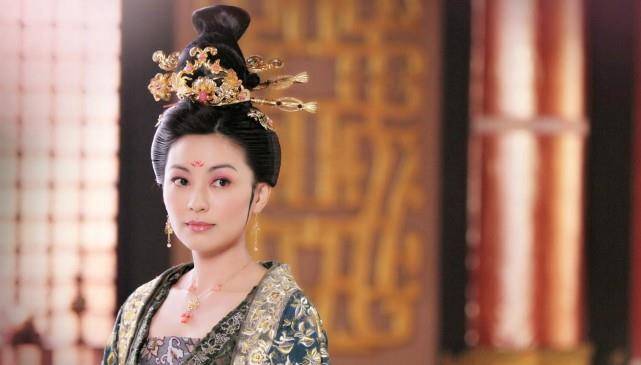 原创历史上有哪些栽在美女手里的枭雄曹操李治和李自成都未能幸免