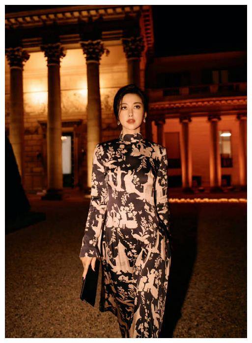 朱珠的故事告诉我们,无论什么时候,不管面对多大的困难,都要坚信自己