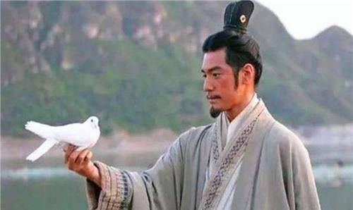 嘉靖十八年,大学士翟銮奉命巡查九边,翟銮在领命后就带着杨博一起出发