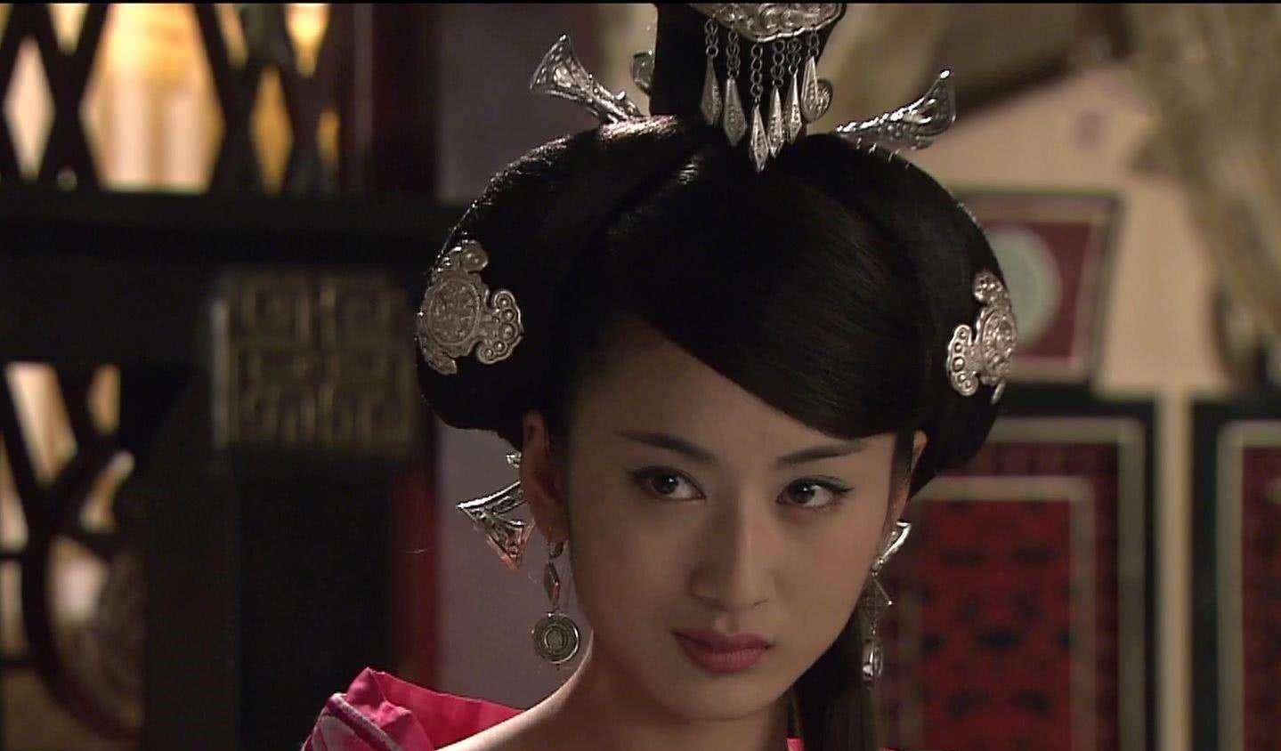 那么这事儿怪赵飞燕吗?如果许皇后没这么干的话,赵飞燕能找到机会?