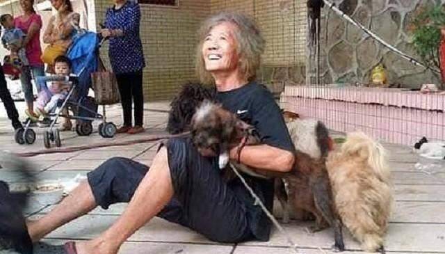 原创香港富二代郑六三不知节俭挥霍完遗产宁可流浪街头也不打工