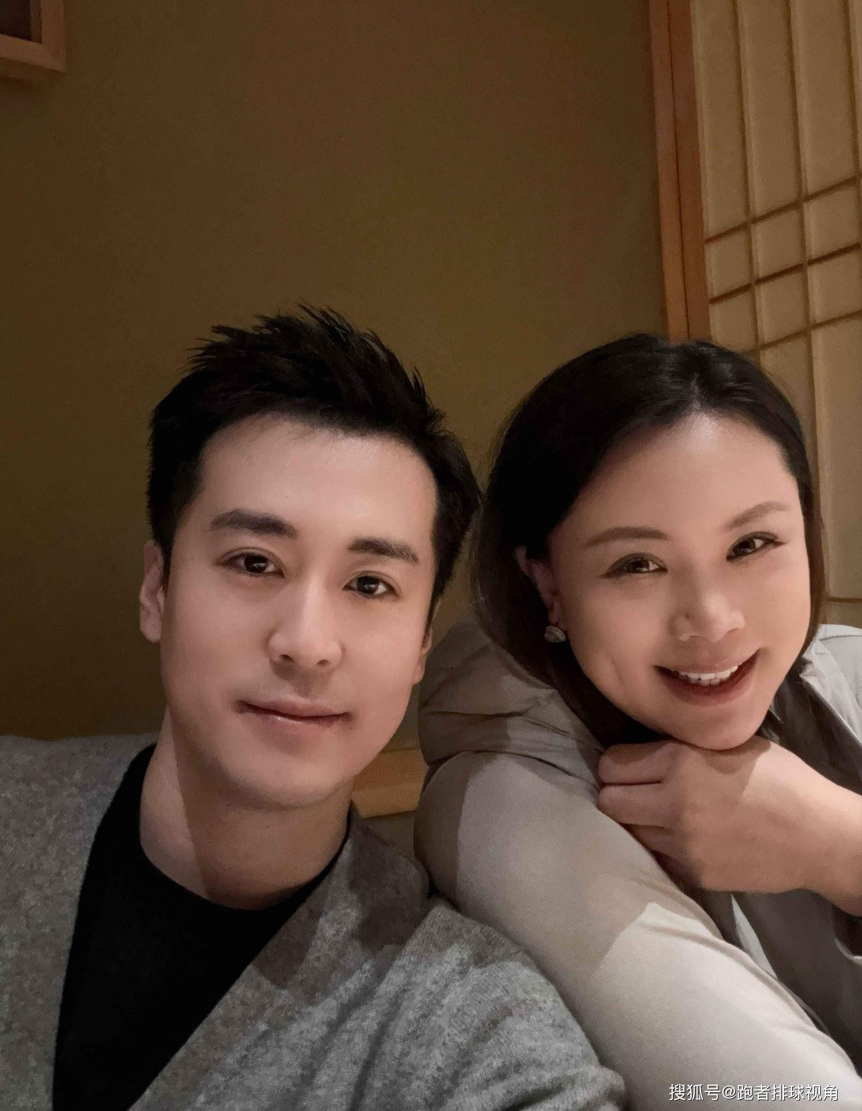 官宣曾春蕾公布喜讯晒与老公合照姐弟恋太幸福