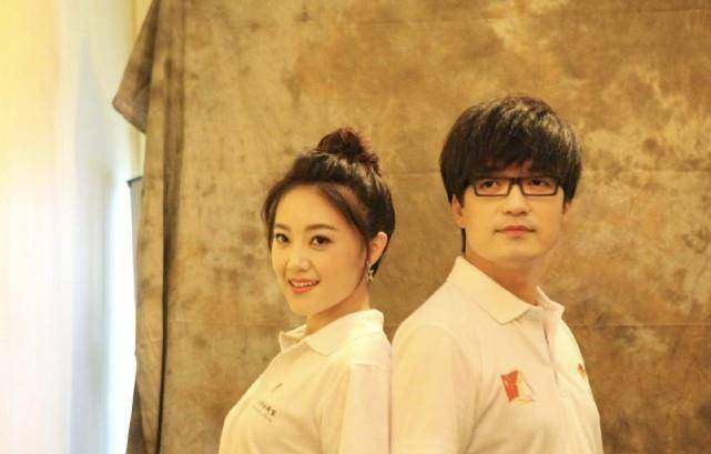 玖月奇迹:从兄妹相称到夫妻,结婚2年后分手,风光背后有泪水_小海_王小