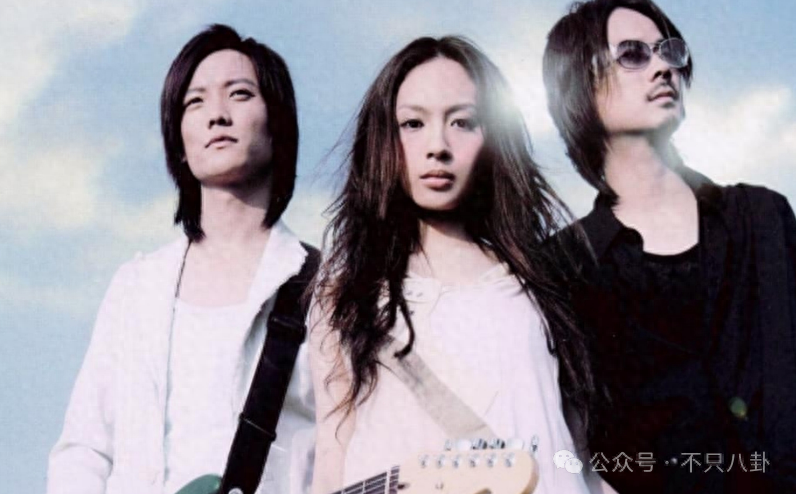 豪宅才买两年他老婆就因涉毒把房子变成了毒窝