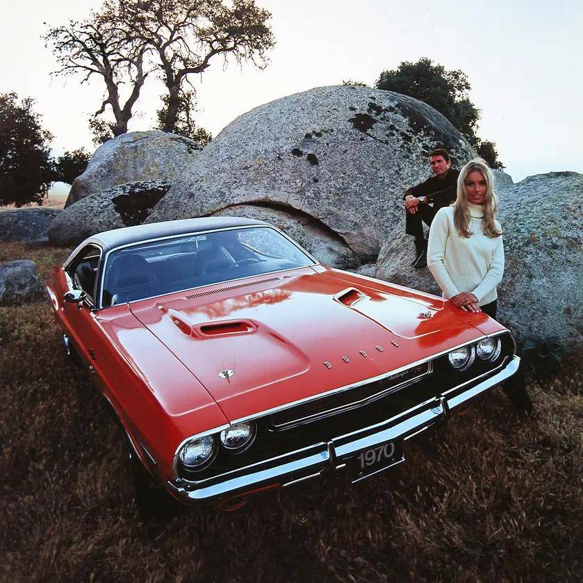 更亲民的跑车,挑战者是美国小跑车战争pony war中最晚参战的一辆