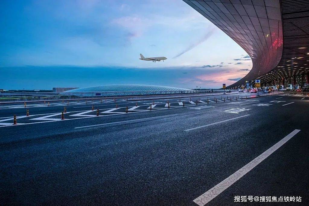 规划广佛西部通道高速,广中江西延高速,南沙至云浮高速,肇庆至机场