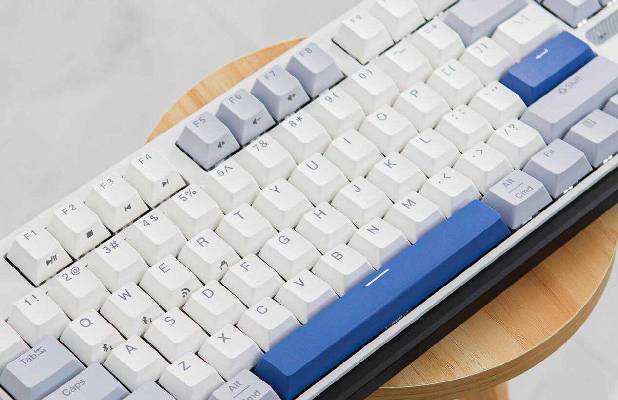 码字新装备,杜伽k620w三模机械键盘评测:聊一聊我的新伙伴_模式_的