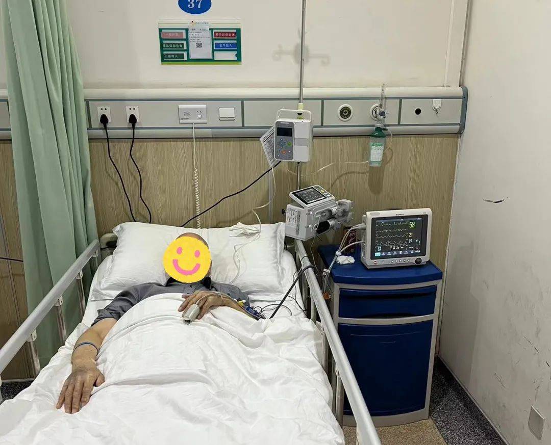 西安工会医院顺利为高龄急性心肌梗死患者实施冠状动脉造影和支架植入