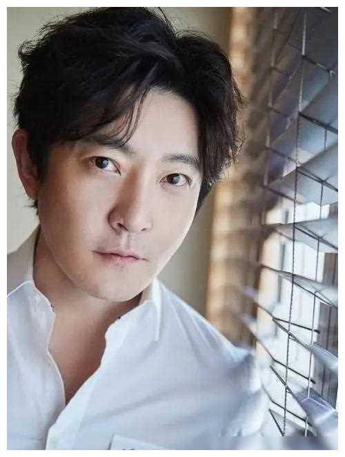 以为是假新闻其实是真新闻从撒贝宁到郭京飞个个离谱又惊人