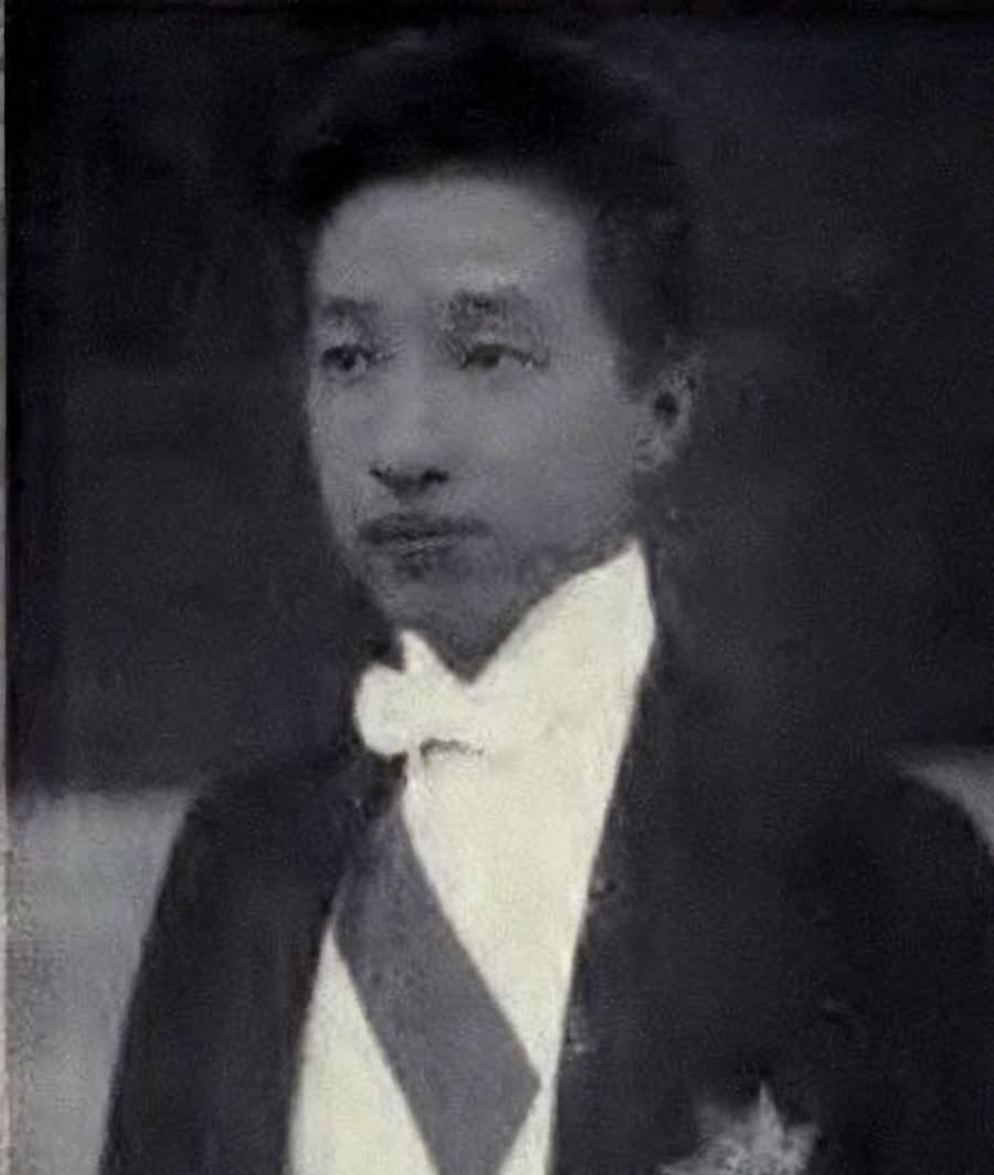 "第一败家子"盛恩颐:一晚输掉上海100栋房子,晚年饿死家门口_盛宣怀