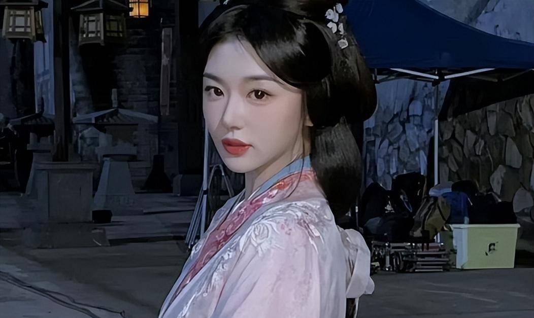 张萌_孔雪儿_窦昭