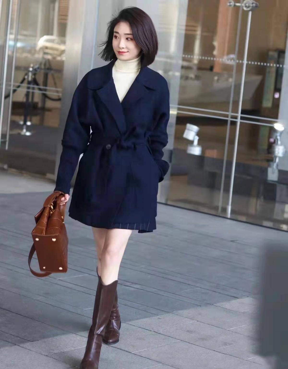 大衣长靴才是冬季正确打开方式借鉴潮人示范高级洋气