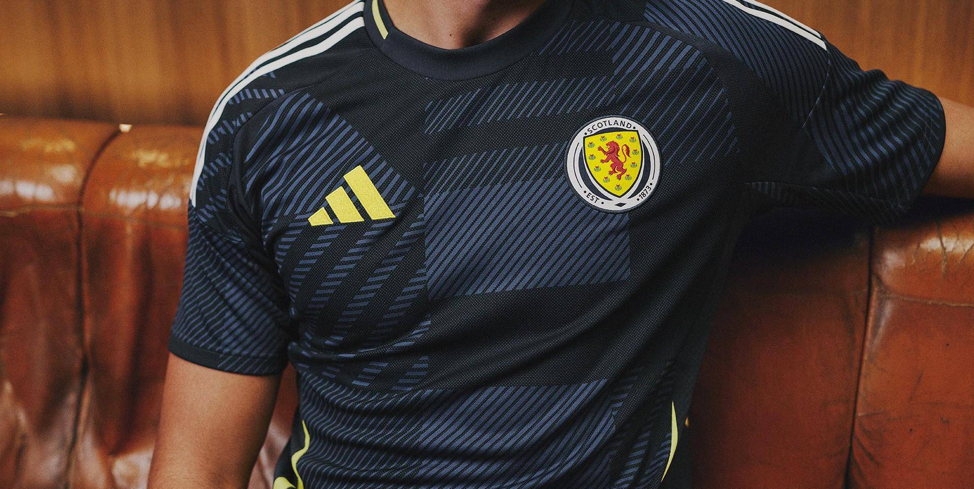 2024年德国欧洲杯开赛在即,部分参赛队伍战袍惊艳亮相_队服_实力