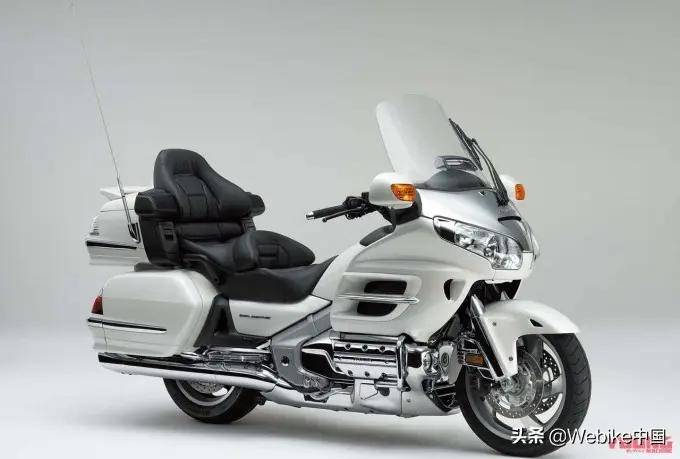 【2007 本田 gold wing〈air bag〉】■水冷式四冲程水平对卧六缸