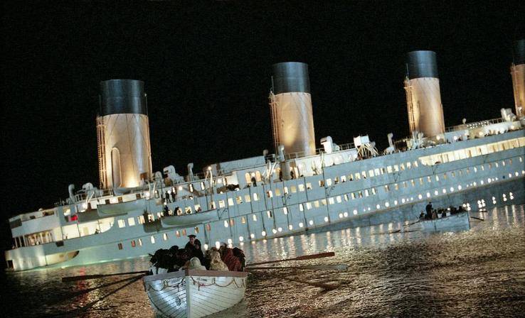 泰坦尼克号沉没110年,为何至今没有打捞?专家指出:碰都不能碰