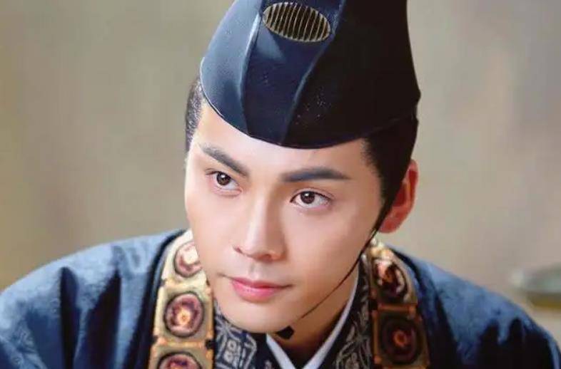 武则天晚年有多荒诞?为了跟张氏兄弟厮守,她把亲孙子_