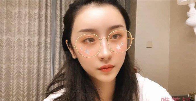 赵小棠东北哪里人 扒其家庭背景曝真实家境究竟怎样_青春_北京_妈妈