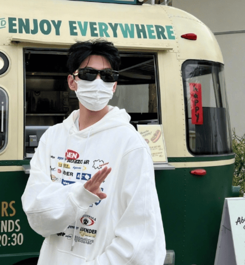 原创杨洋最新状态曝光暴瘦10斤瘦成纸片人这是怎么了