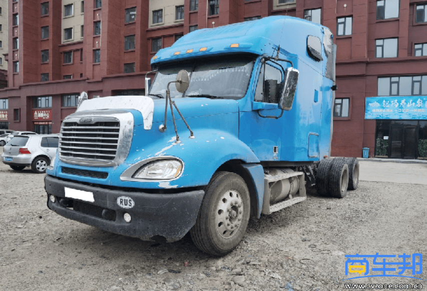 在中俄边境拍到了一款福莱纳fld车型的继任者,哥伦比亚(columbia)卡车