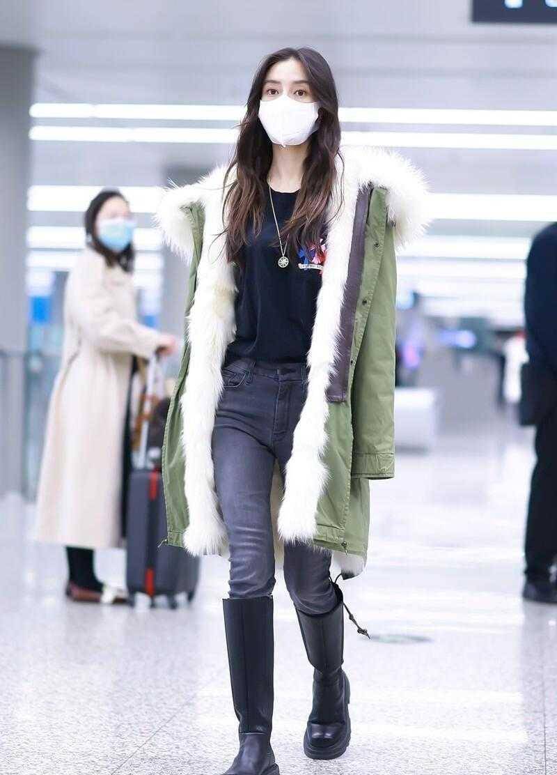 原创angelababy也太瘦了吧穿紧身牛仔裤满是皱褶长靴也塞不满