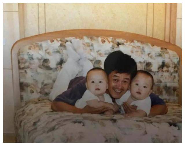 赵本山的女儿赵玉芳:倒贴300万也要下嫁穷小子,15年后怎么样了