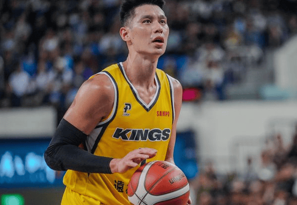 遭禁赛险些被动退役林书豪陷禁药风波竟是球队拍摄纪录片自爆