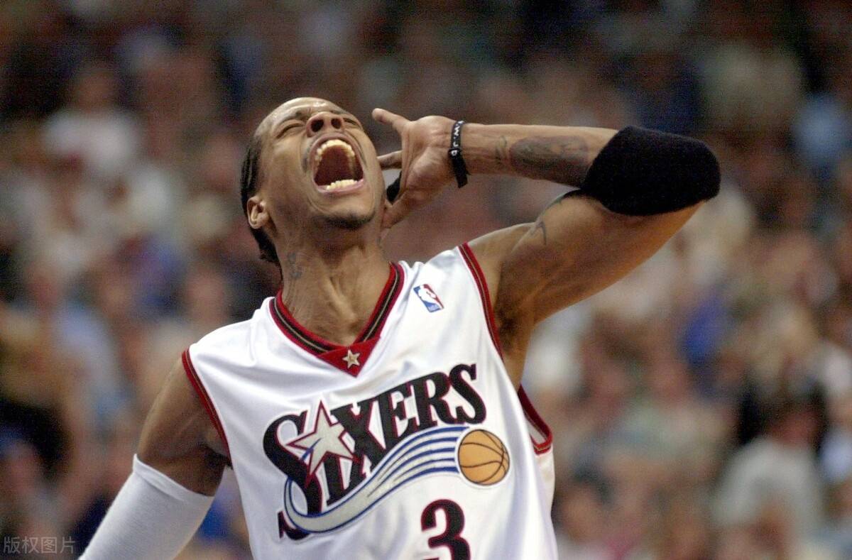 与此同时,6英尺高的阿伦·艾弗森是2001年的nba mvp,并在2011年退役之