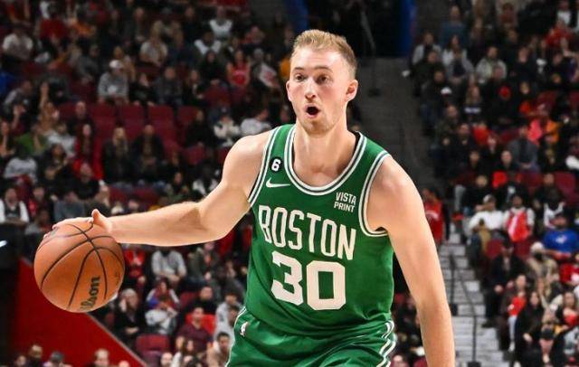 豪瑟刷新nba历史纪录出场仅23分钟轰下30分合同价值大涨