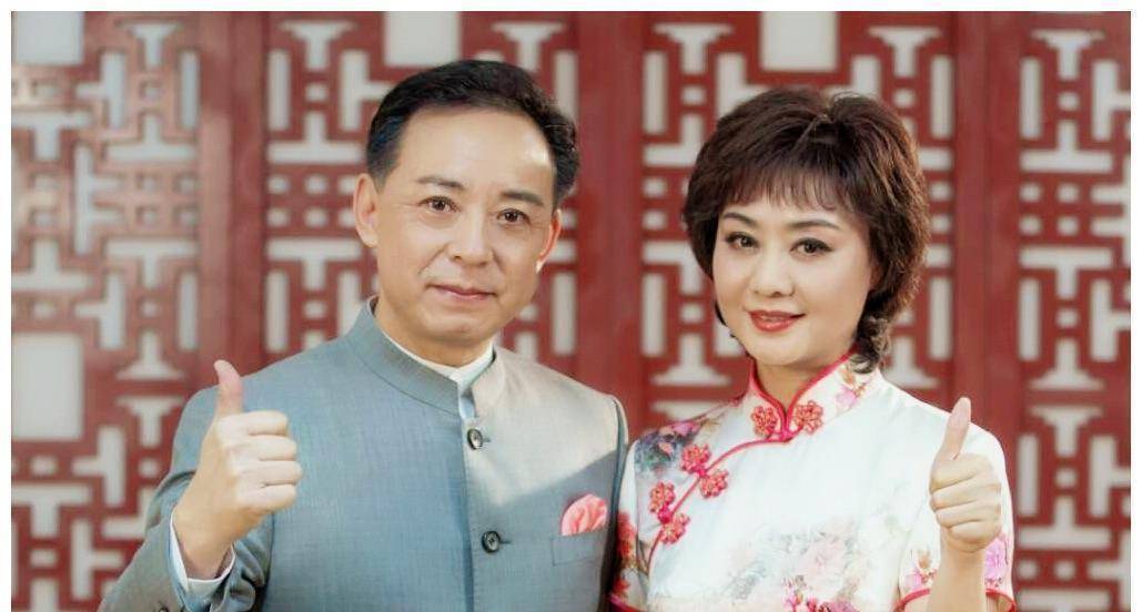 这个确实,许多京剧演员不愿意去偏远地区给老百姓演出,剧院也不安排去